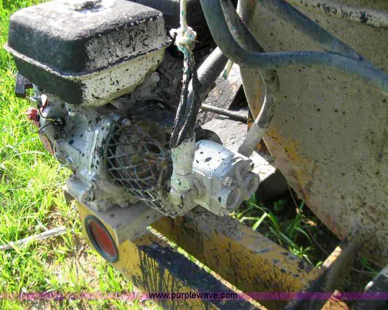 image for item 2256 Seal cart