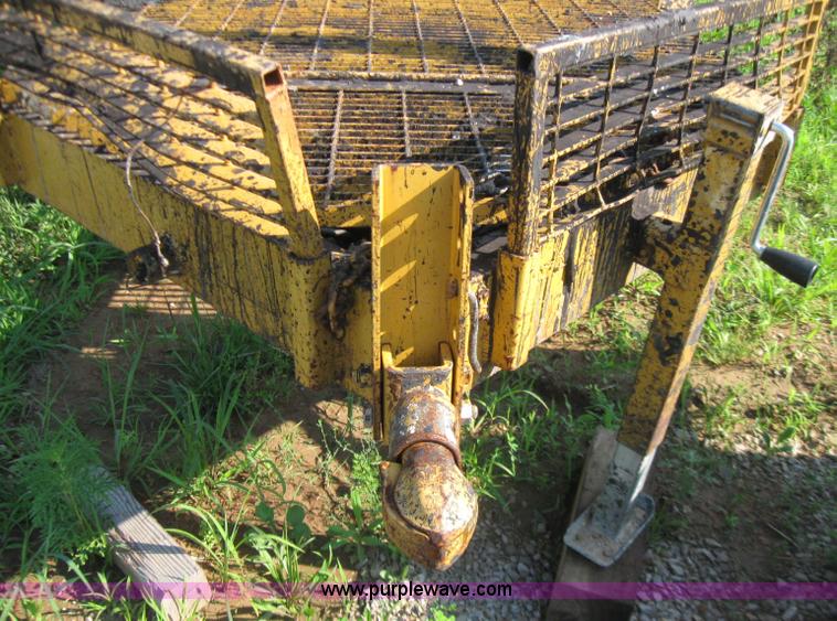 image for item 2256 Seal cart