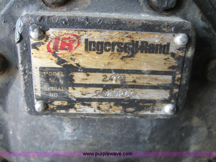 image for item 2257 Seal coat rig