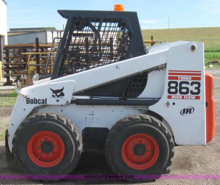 image for item 2264 1998 Bobcat 863 skid steer