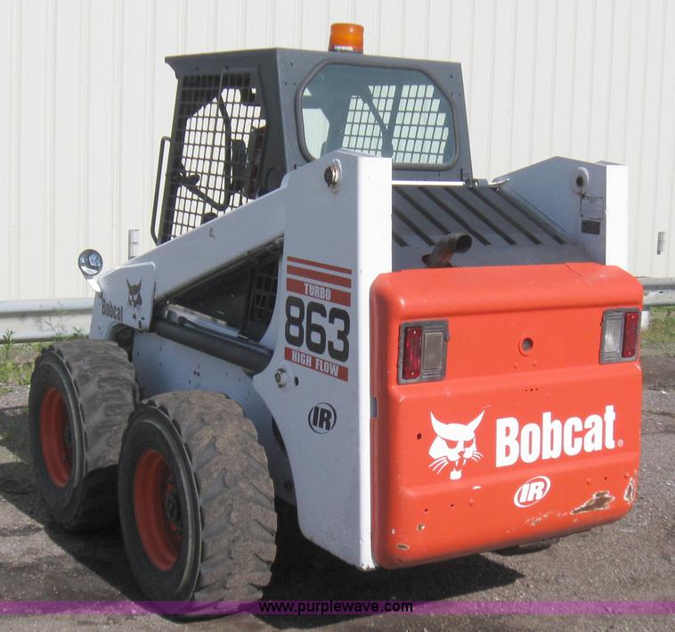 image for item 2264 1998 Bobcat 863 skid steer