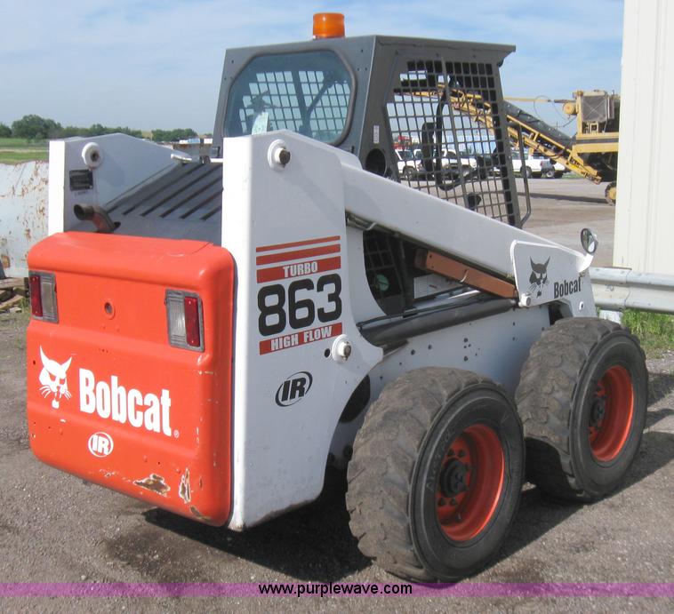 image for item 2264 1998 Bobcat 863 skid steer