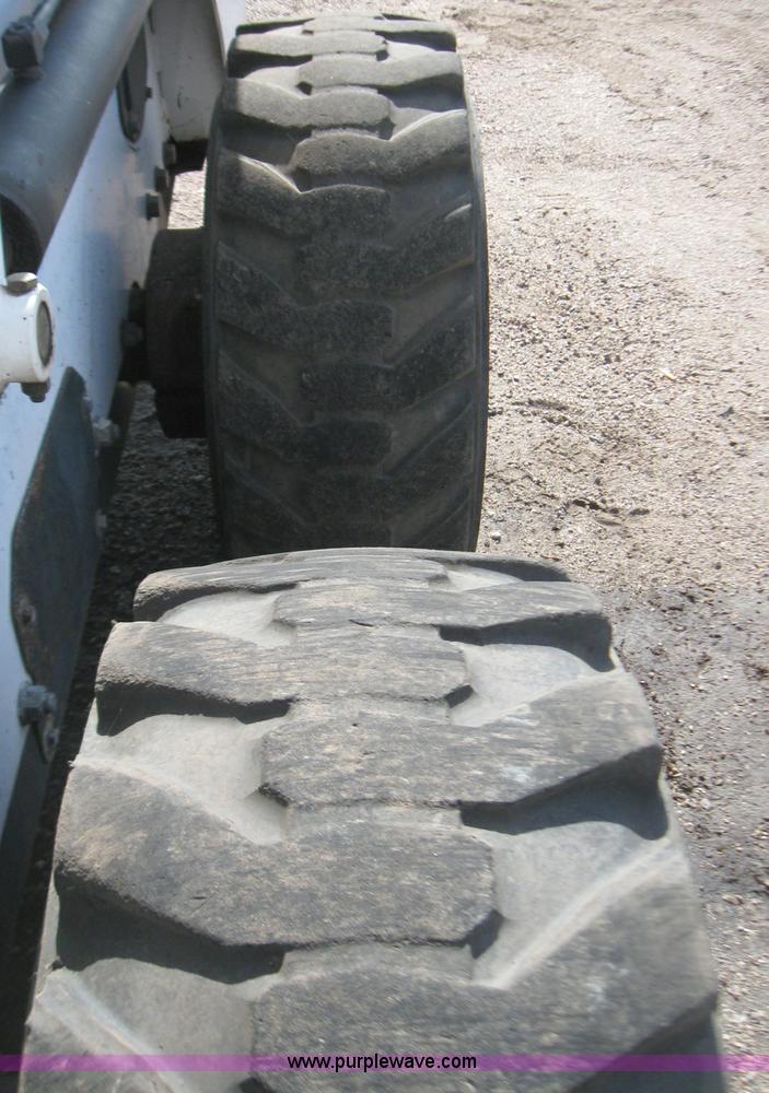 image for item 2264 1998 Bobcat 863 skid steer