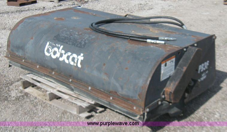 image for item 2267 1998 Bobcat PB36 sweeper attachment