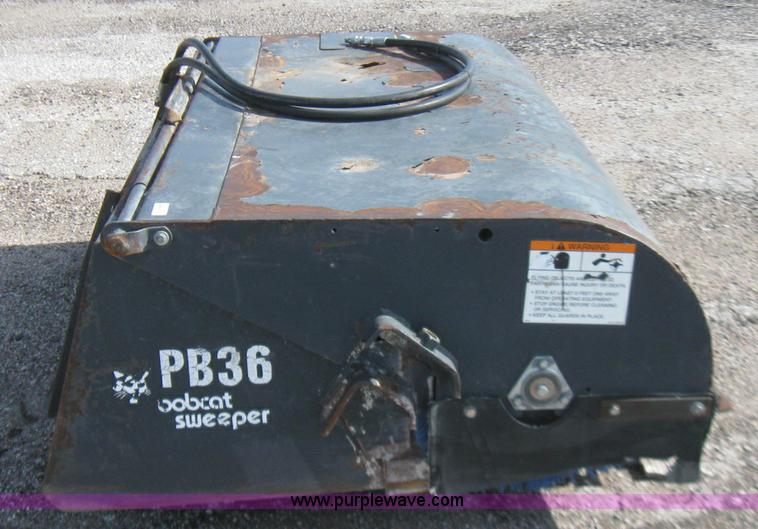 image for item 2267 1998 Bobcat PB36 sweeper attachment