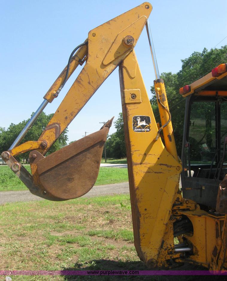 image for item 2316 1985 John Deere 410B backhoe