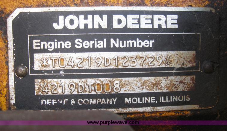 image for item 2316 1985 John Deere 410B backhoe