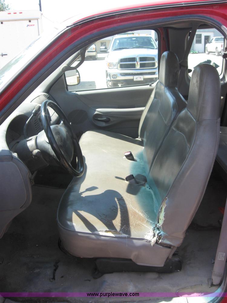 image for item 2318 1997 Ford F250 pickup truck