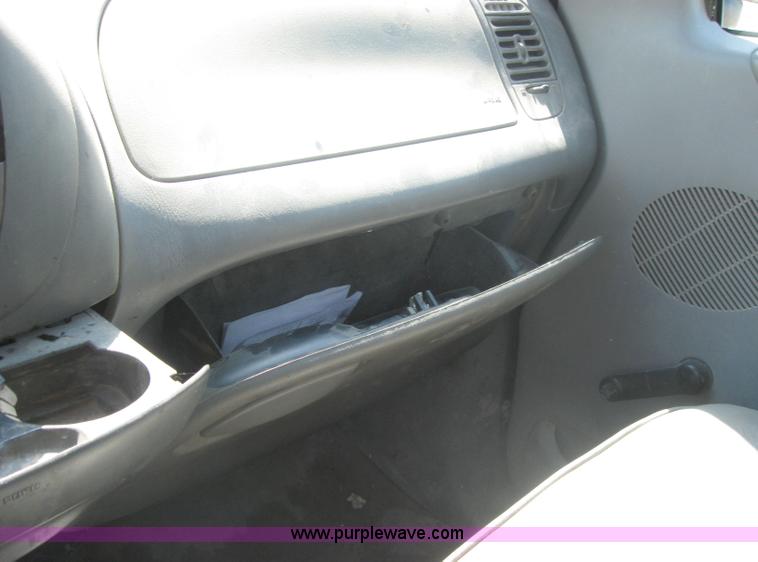 image for item 2318 1997 Ford F250 pickup truck