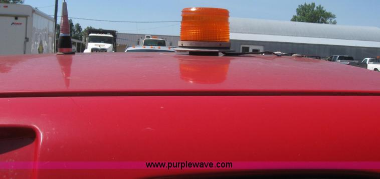 image for item 2318 1997 Ford F250 pickup truck