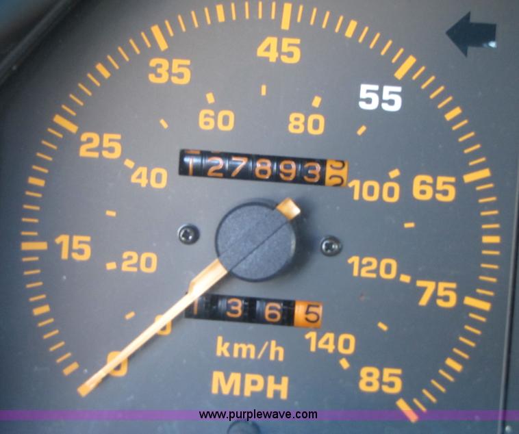 image for item 3312 1989 Mercury Tracer hatchback