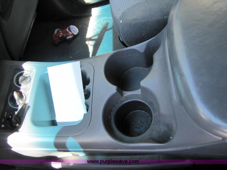 image for item 3362 2001 Ford Expedition XLT