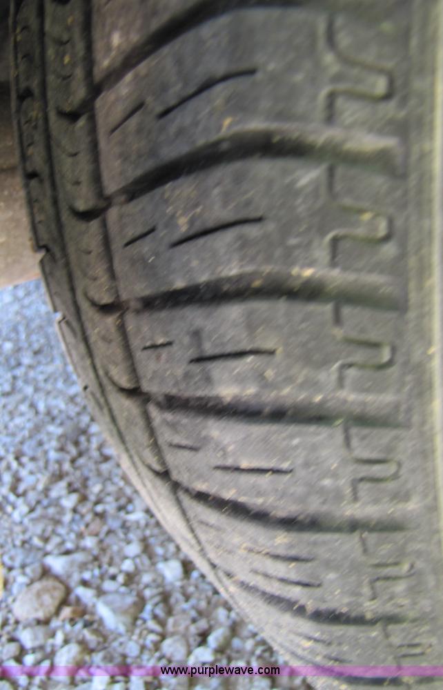 image for item 3362 2001 Ford Expedition XLT