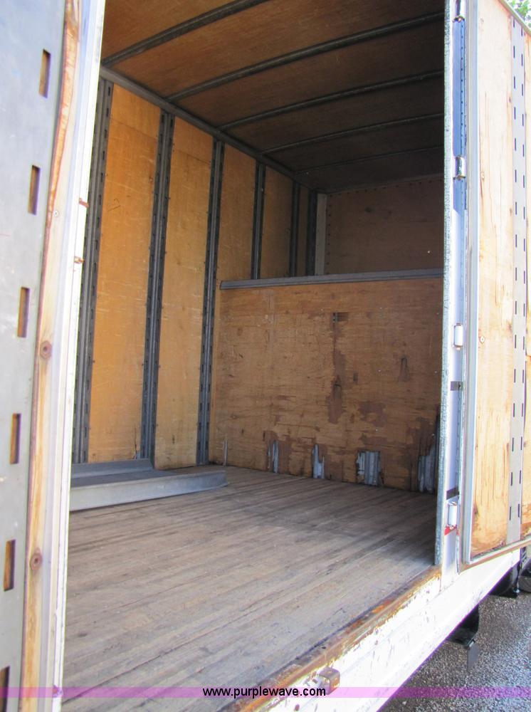 image for item 3375 1987 International Series 1954 26' ban box truck