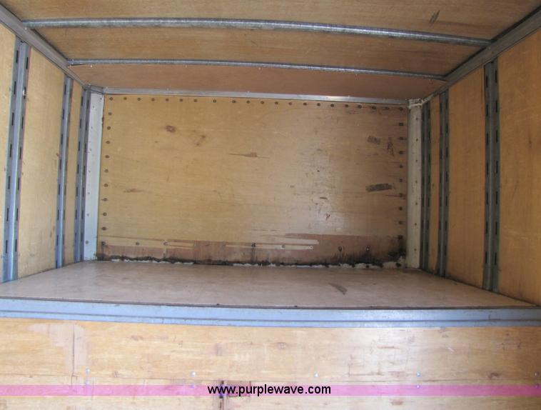 image for item 3375 1987 International Series 1954 26' ban box truck