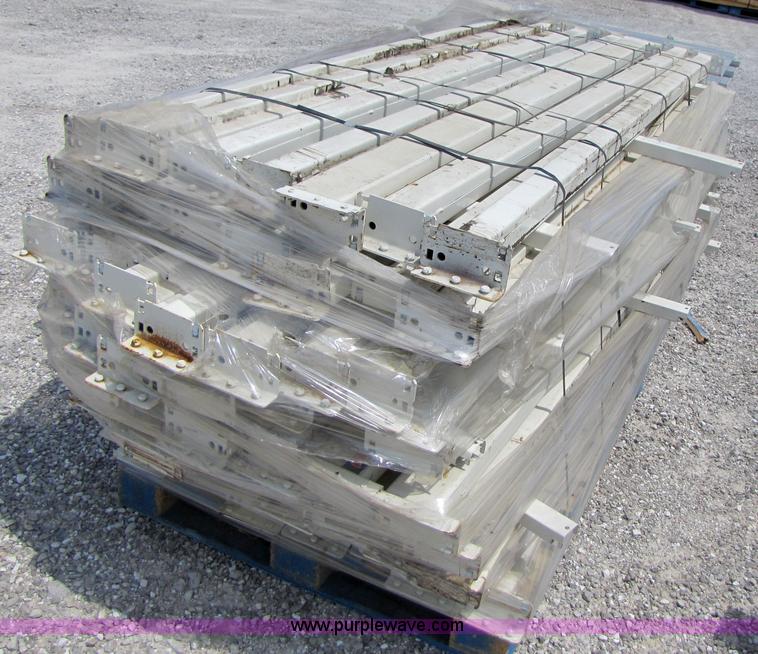image for item 3376 Assorted pallet racking