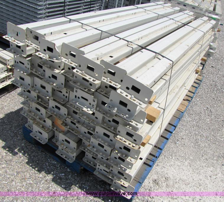 image for item 3377 Assorted pallet racking