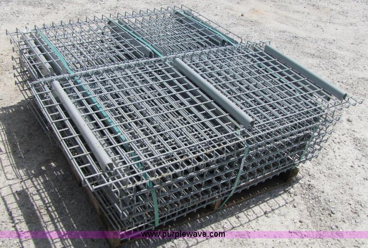 image for item 3379 Assorted pallet racking