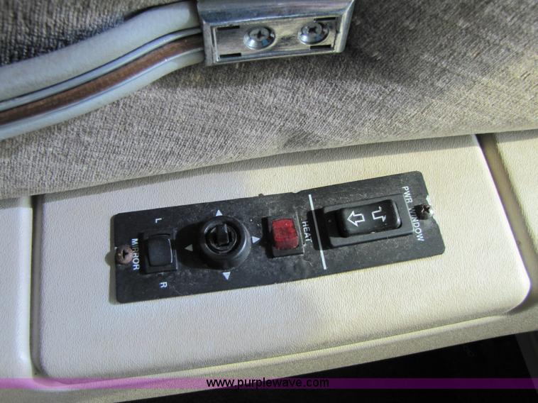 image for item 3381 1992 Fleetwood Pace Arrow RV