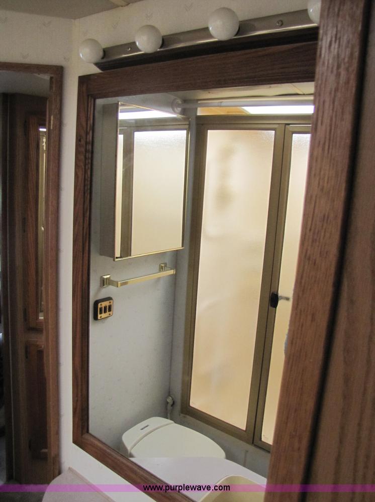 image for item 3381 1992 Fleetwood Pace Arrow RV