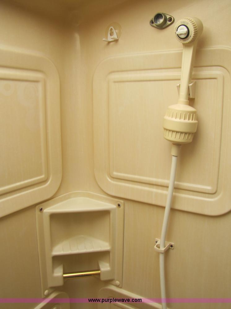 image for item 3381 1992 Fleetwood Pace Arrow RV