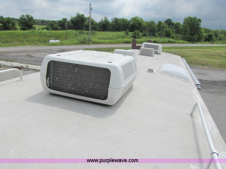 image for item 3381 1992 Fleetwood Pace Arrow RV