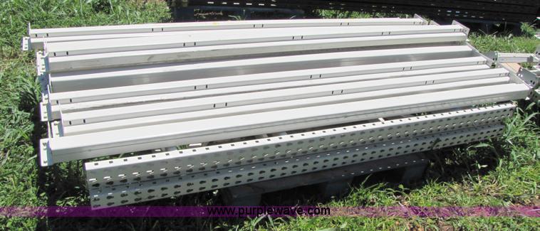 image for item 3385 Assorted pallet racking