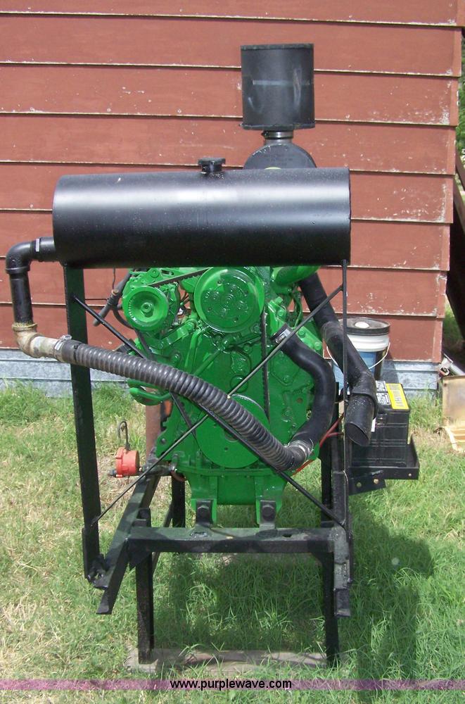 image for item 4032 John Deere diesel irrigation engine