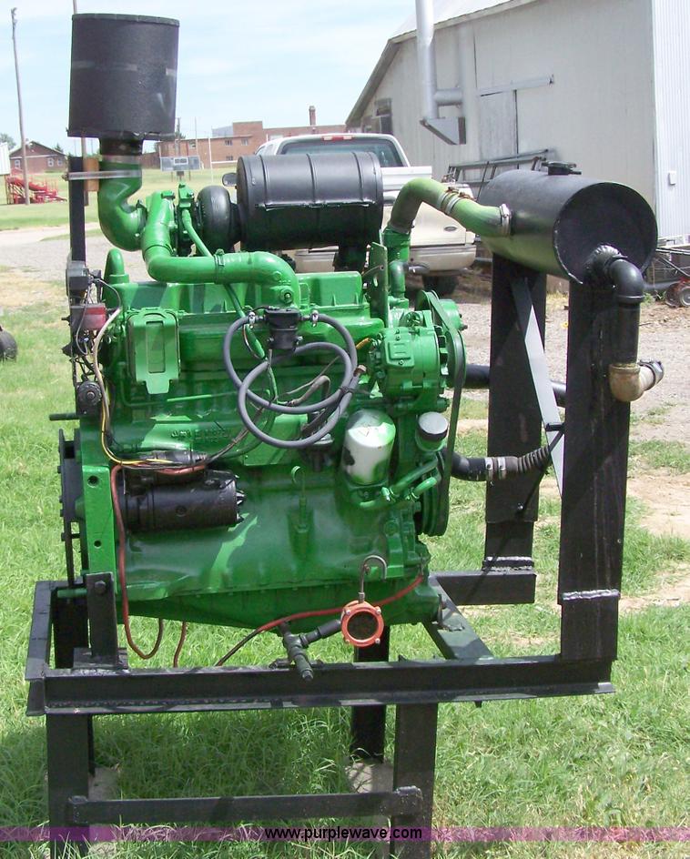 image for item 4032 John Deere diesel irrigation engine