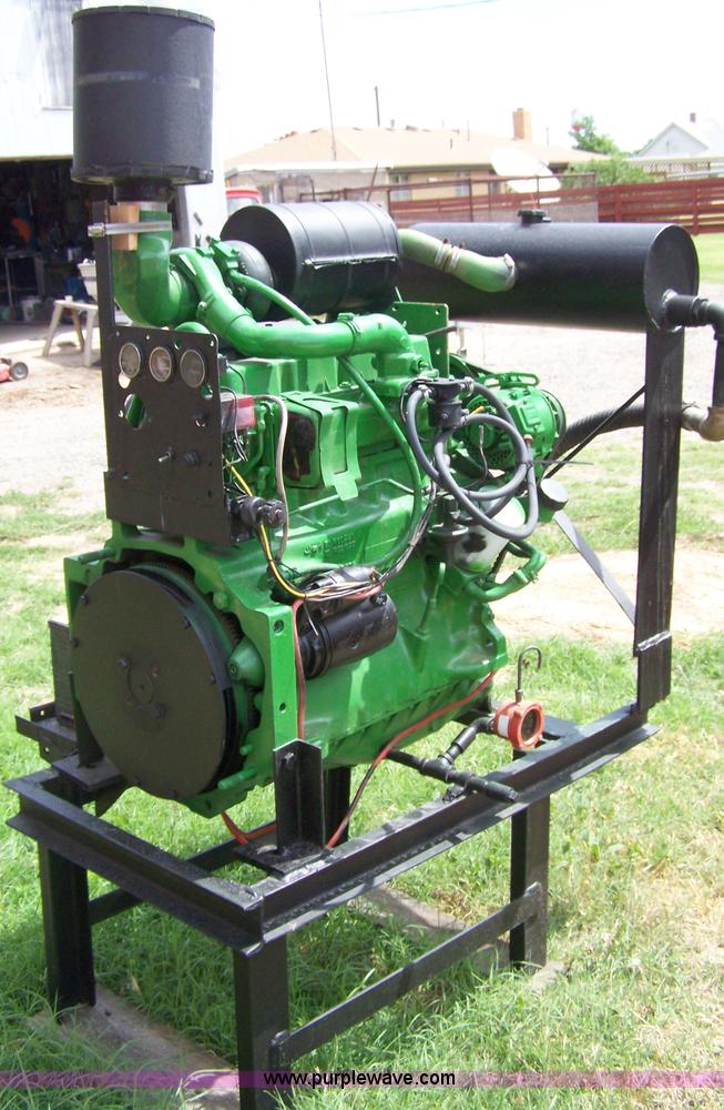 image for item 4032 John Deere diesel irrigation engine