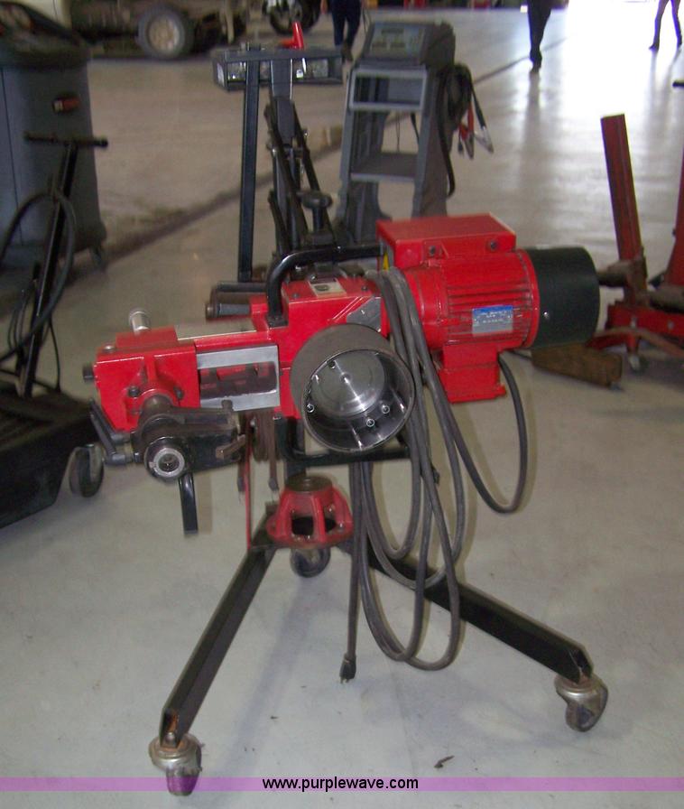 image for item 4182 Hunter brake lathe LR113221