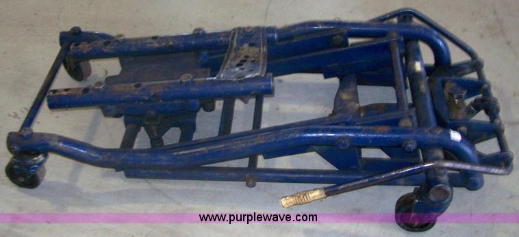 image for item 4185 One ton truck and transmission jack