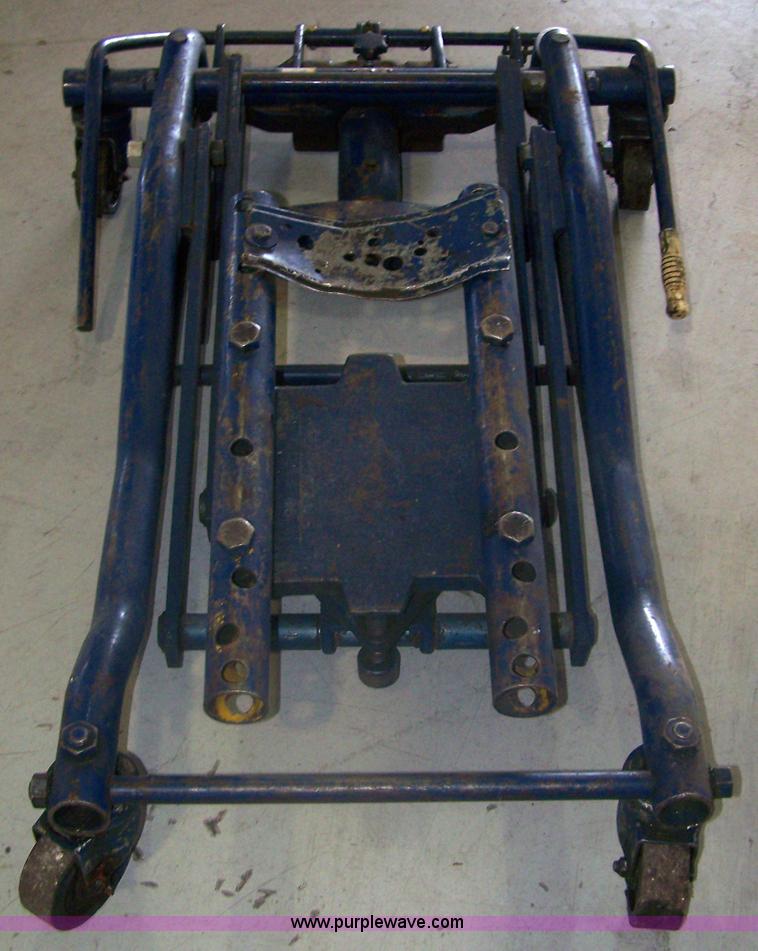 image for item 4185 One ton truck and transmission jack
