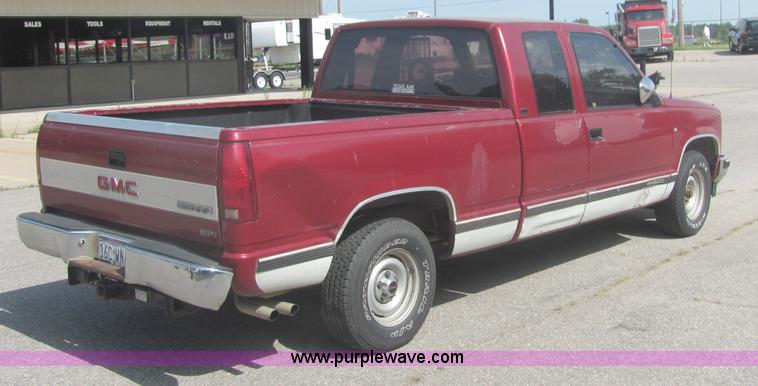 image for item 4633 1991 GMC Sierra C1500 pickup truck