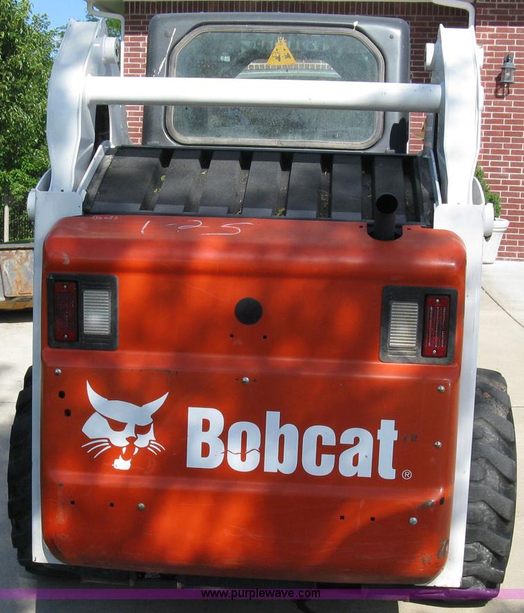image for item 5019 2007 Bobcat S205 skid steer