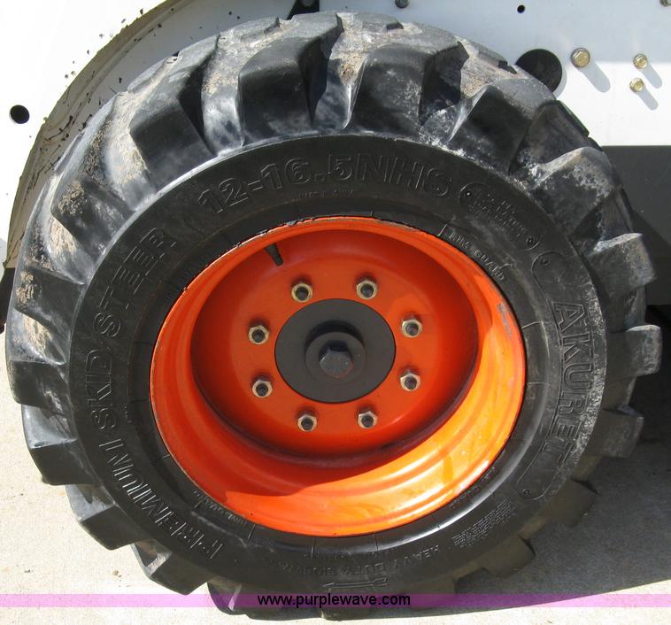 image for item 5019 2007 Bobcat S205 skid steer