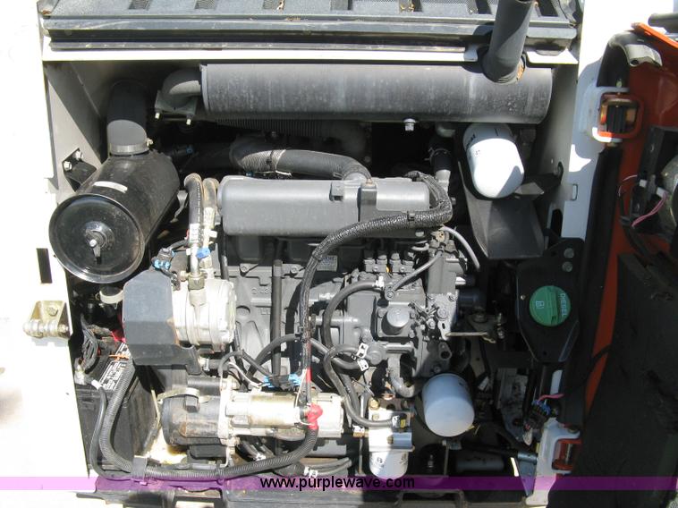 image for item 5019 2007 Bobcat S205 skid steer