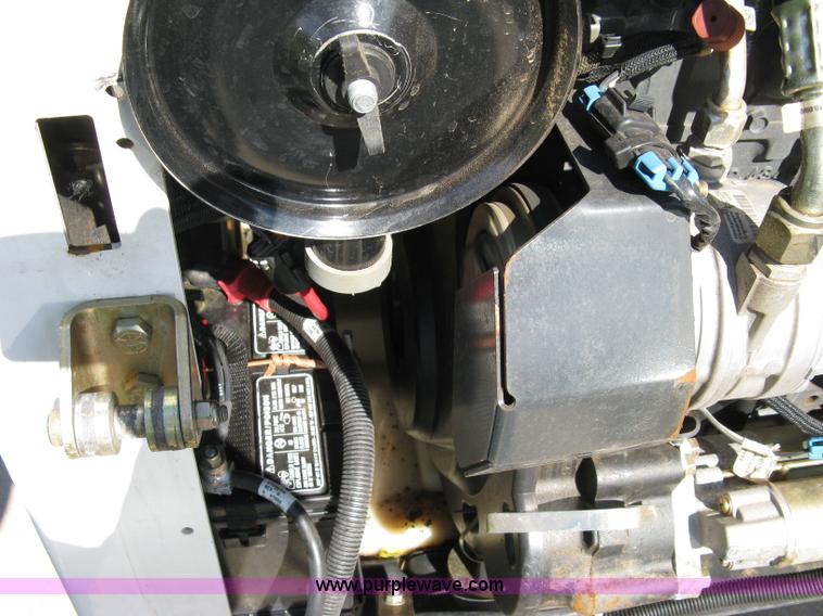 image for item 5019 2007 Bobcat S205 skid steer