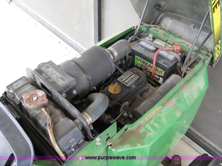 image for item 5031 John Deere 332 lawn tractor