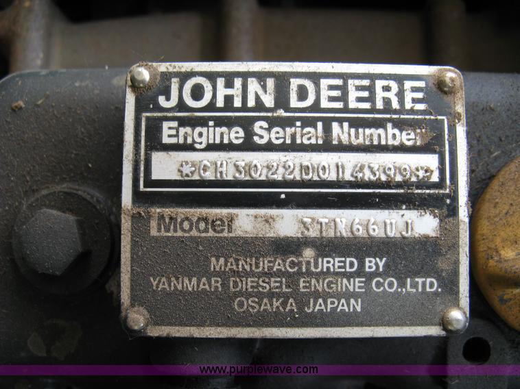 image for item 5031 John Deere 332 lawn tractor