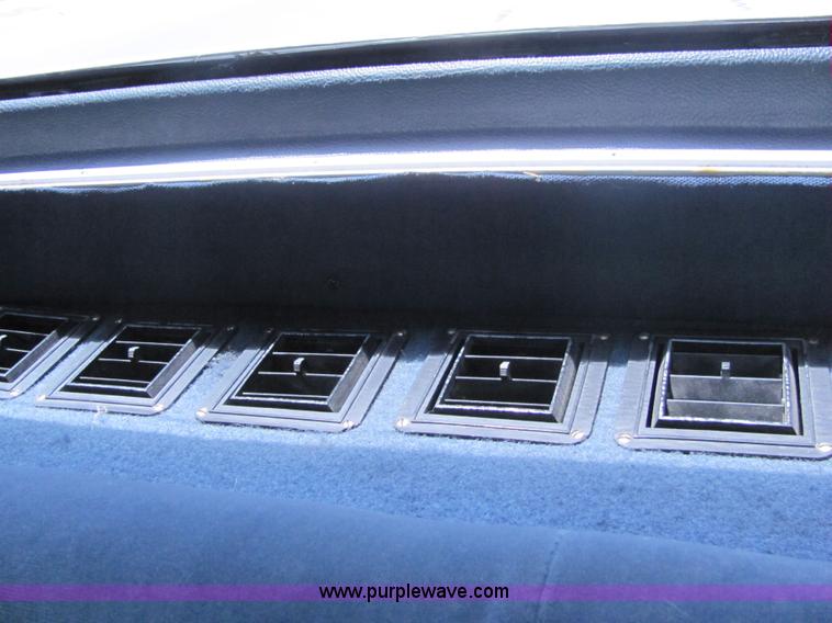 image for item 6192 1989 Cadillac Concorde-52 limosine