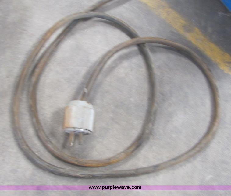 image for item 6436 Miller Spectrum 2050 plasma cutter with autoline