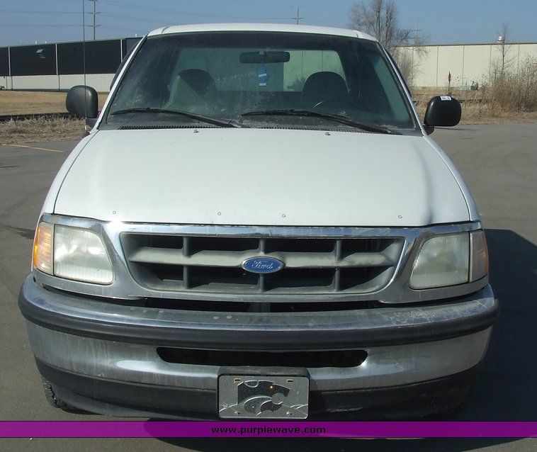 image for item 6633 1997 Ford F150 XL Limited extended cab pickup