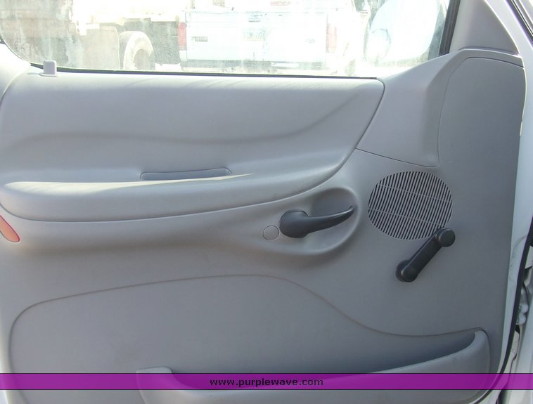 image for item 6633 1997 Ford F150 XL Limited extended cab pickup