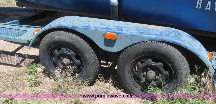 image for item 6814 Bayliner Capri 15' boat with trailer