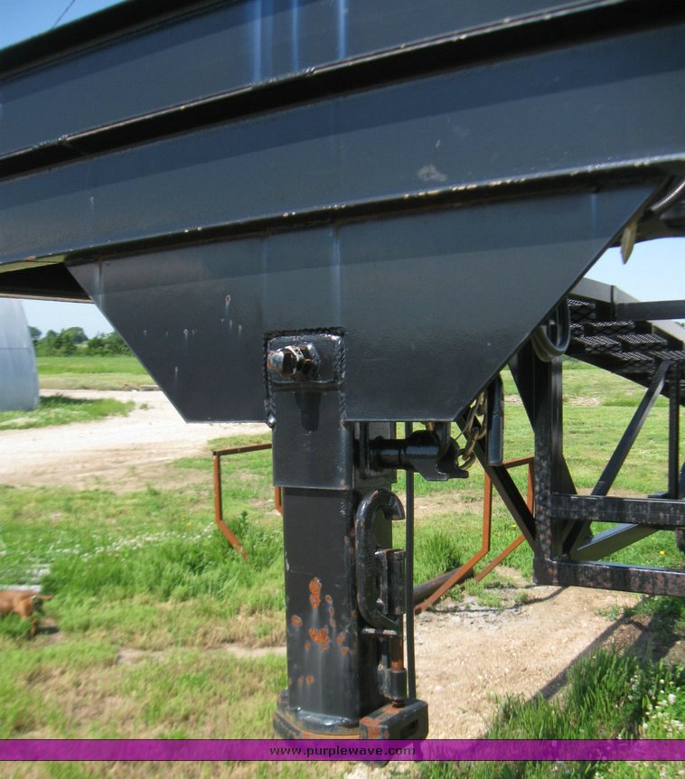 image for item 7377 2006 Kaufam W35 two car trailer