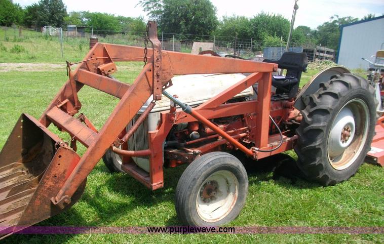 image for item 1002 Ford 8N tractor with loader