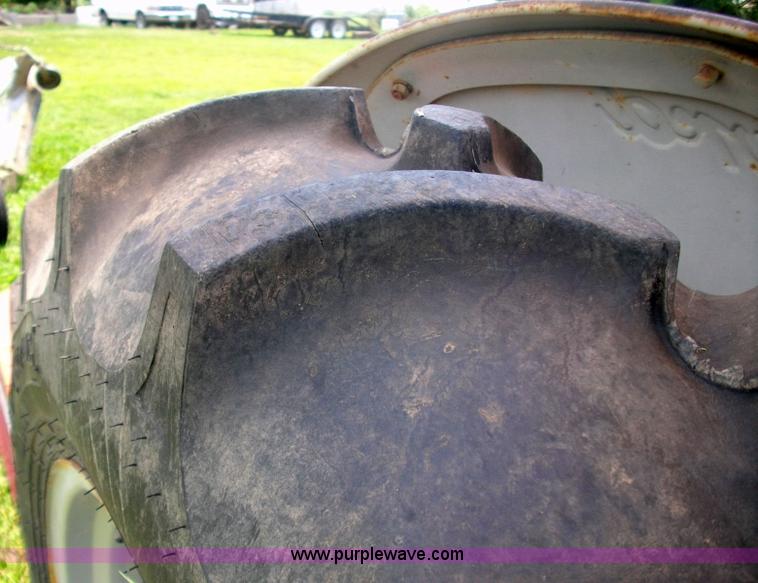 image for item 1002 Ford 8N tractor with loader