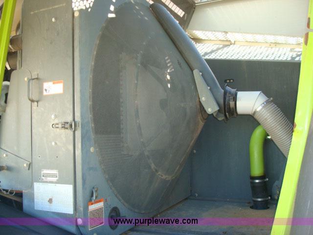 image for item 1003 2004 Claas Jaguar 900 forage harvester