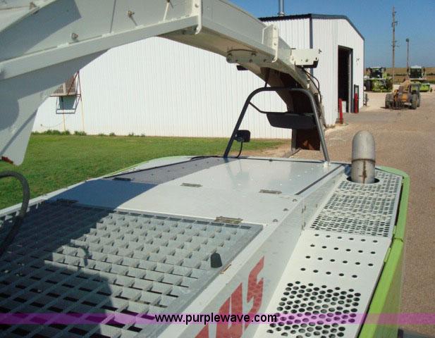 image for item 1003 2004 Claas Jaguar 900 forage harvester